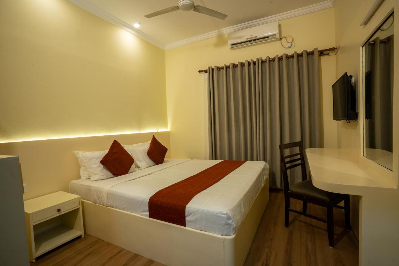 Hotel Peaceland Lumbini Exterior photo