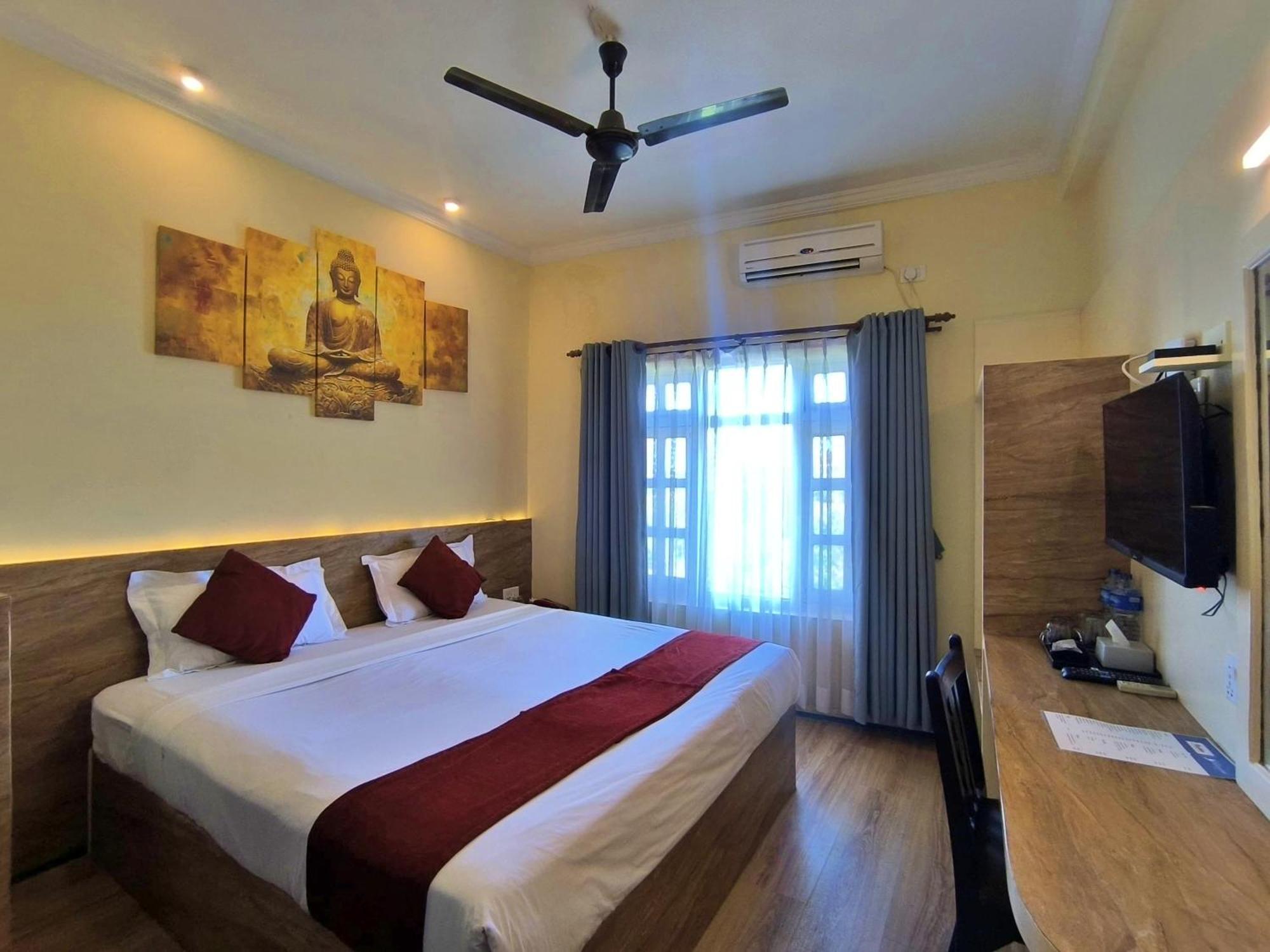 Hotel Peaceland Lumbini Exterior photo