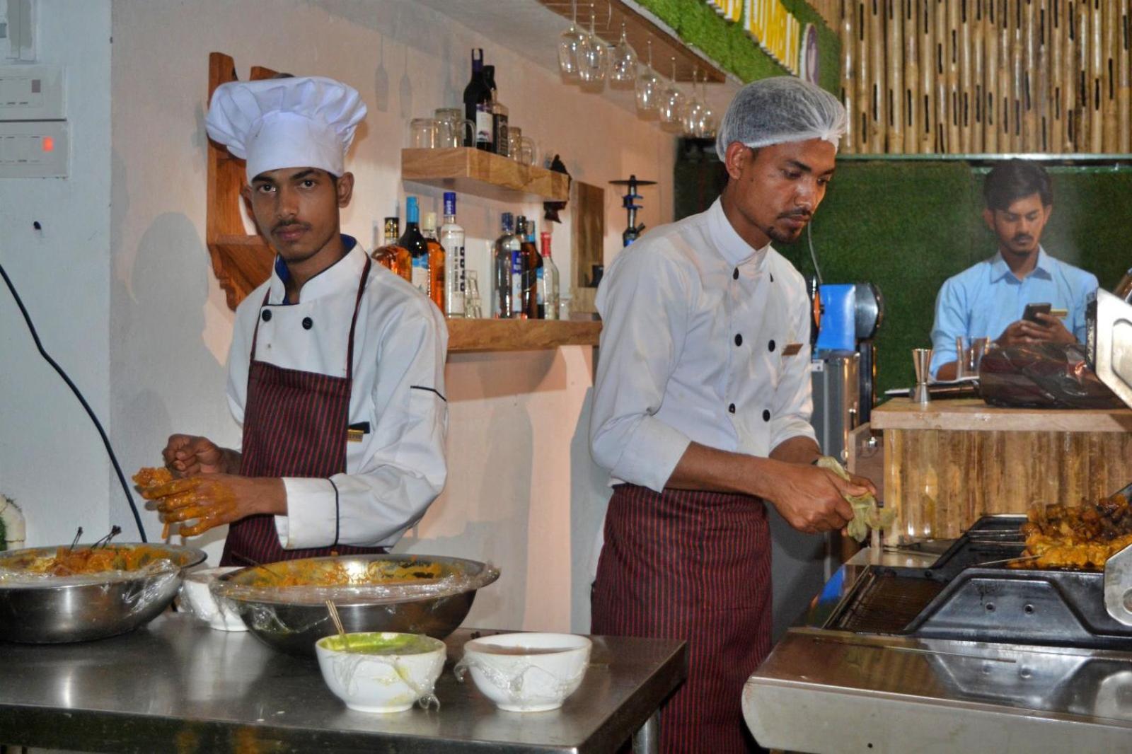 Hotel Peaceland Lumbini Exterior photo